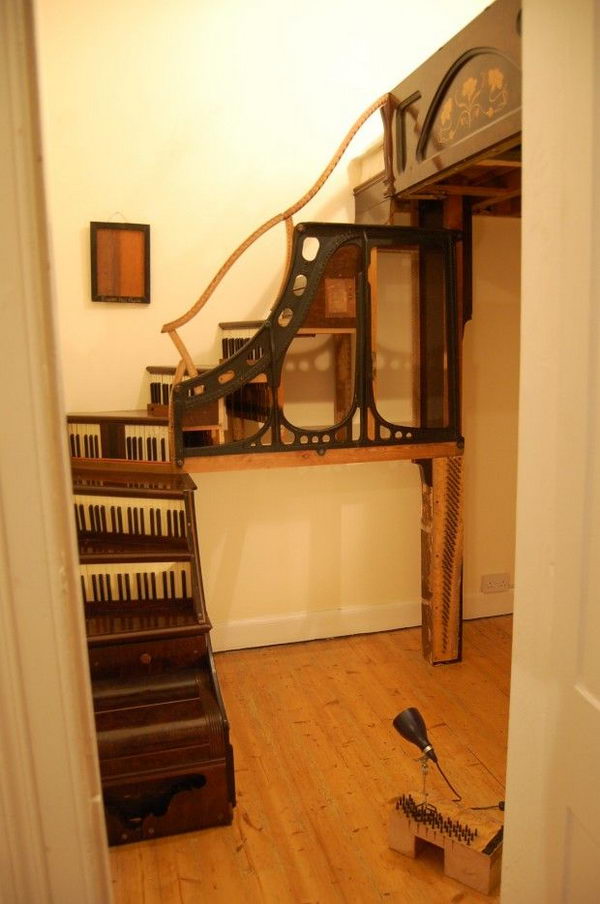 20+ Creative Old Piano Repurposing Ideas - Hative