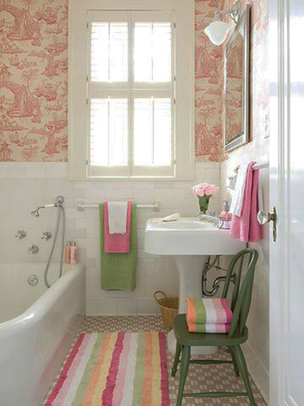 15 Mini Bathtub And Shower Combos For Small Bathrooms - DigsDigs