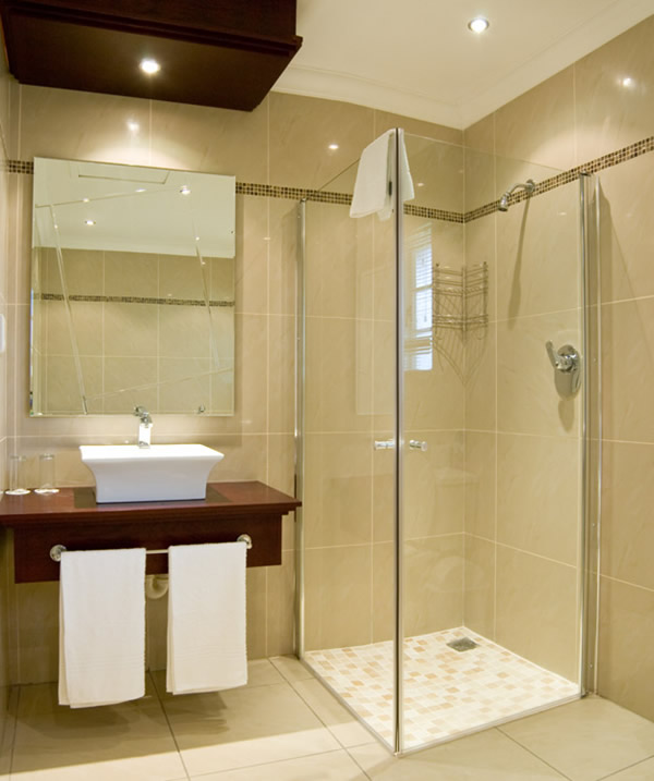 Featured image of post Bathroom Interior Design For Small Spaces / Small bathroom design with shower room.