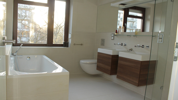 Small Contemporary Bathroom Design