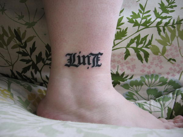 line-ambigram-on-ankle-37