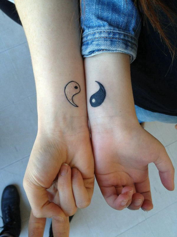 30 Small Minimalistic Tattoo Ideas & Information - Brighter Craft | Small  shoulder tattoos, Bff tattoos, Friend tattoos