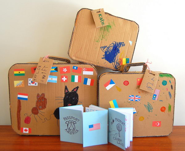 robot suitcase Cool  Hative Homemade Craft  Ideas 70  Cardboard