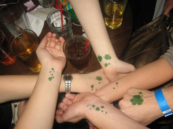 Amazon.com : St. Patrick's Day Green Shamrock Tattoos Irish Shamrock Tattoos  for Party Parade Family School : Beauty & Personal Care