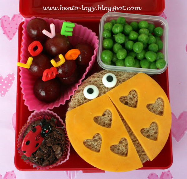 12-love-bug-lunch-box