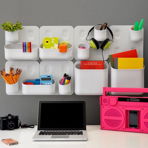 20+ Creative DIY Cubicle Decorating Ideas - Hative