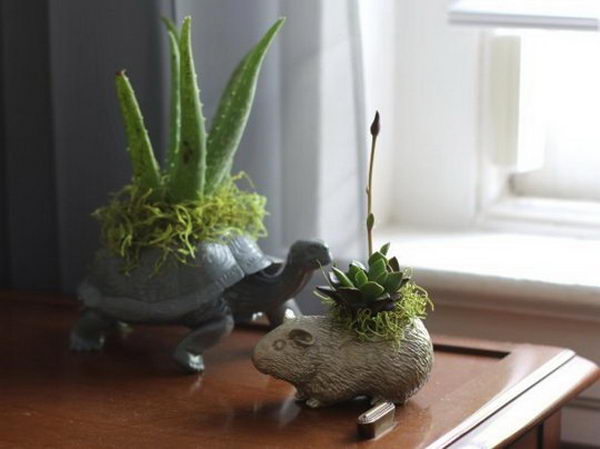 DIY Plastic Animal Planters.