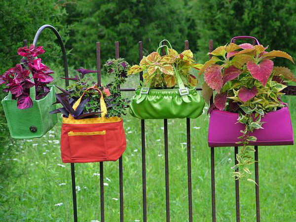 DIY Hanging Purse Garden.