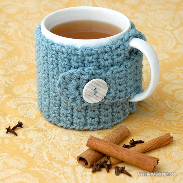 DIY crochet coffee cozy which keep coffee in cups warm while protecting fingers from the heat.