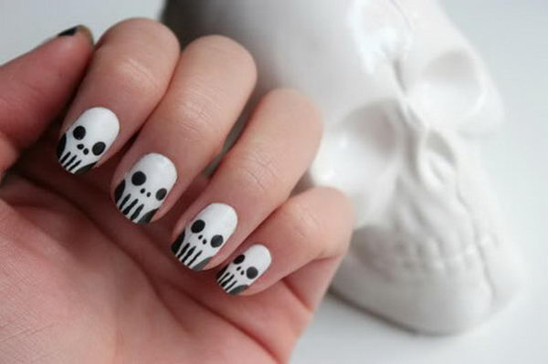 Skull Nails. Cool Halloween Nail Art which show off your spooky spirit during the freakish festivities.