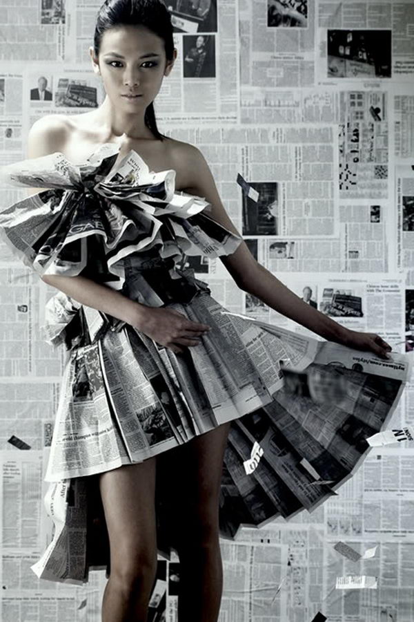 newspaper dresses creative craft paper recycled clean outfit making headlines hat dari koran idea source перейти untuk desain