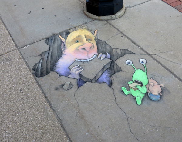 Chalk Street Art by David Zinn.