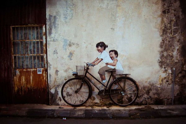 George Town, 2012. Street Art by Ernest Zacharevic.