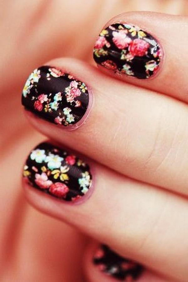 30 Pretty Flower Nail Designs - Hative