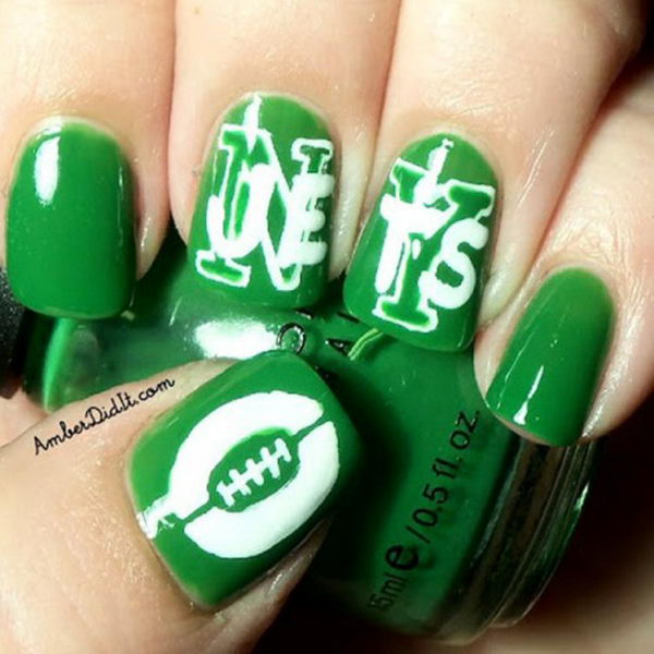 Spirit Fingers! 7 Festive Football Nail Art Inspirations and Fanicures