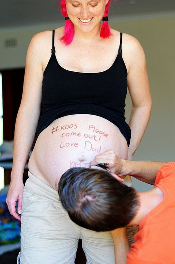 15 Cool Pregnancy Photo Ideas - Hative