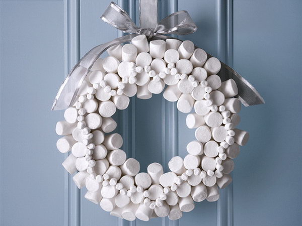 Marshmallow Wreath.