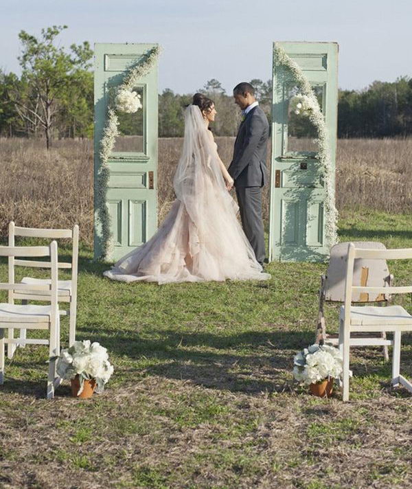 Creative Backdrop Ideas. Add depth to the photo and communicate additional detail about the scene, whether it’s a wedding, a birthday party or some other festive celebration.