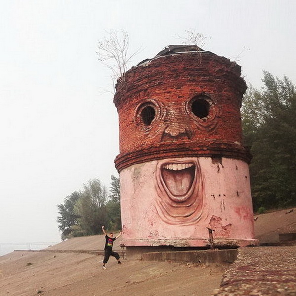 Street Art on Buildings by Nikita Nomerz