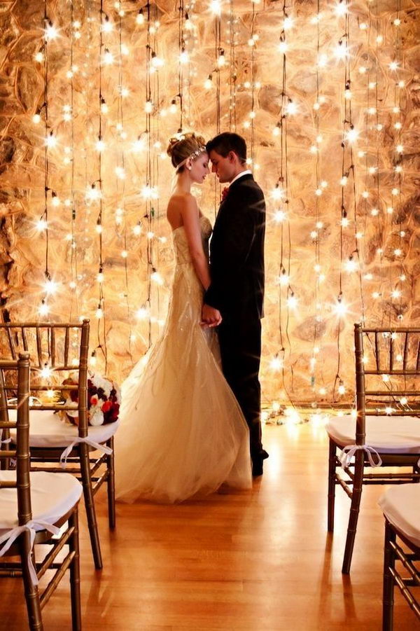 String lights are often used in wedding, holiday and home decoration, and they can always make you feel warm, cozy and romantic.