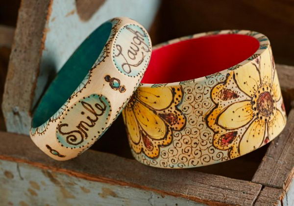 DIY Wood Burned Daisy Bangle. 