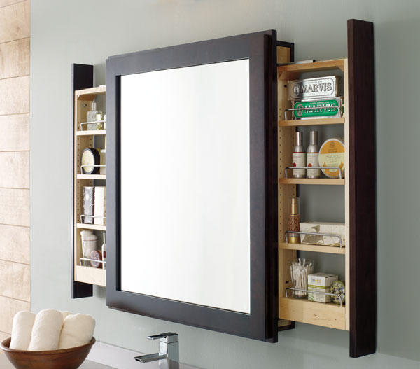 A clever bath mirror with side pull-out shelves that let users access items without interrupting their looking-glass view. 