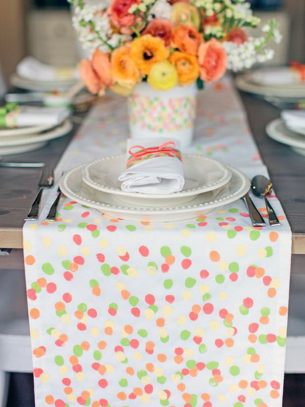 Table Runner. This fingerprint table runner is quite simple to make. It will be an amazing present for your mom to make your kitchen colorful. 