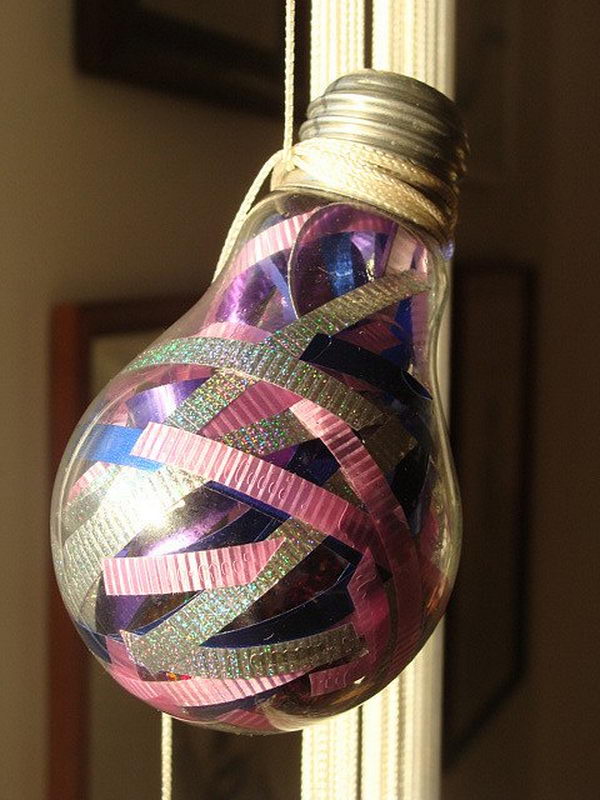 25 Creative Light Bulb DIY Ideas - Hative
