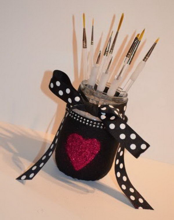 DIY brush hold from the mason jar. This is another idea for your reference to DIY a cute and amazing brush holder from the empty mason jars. 