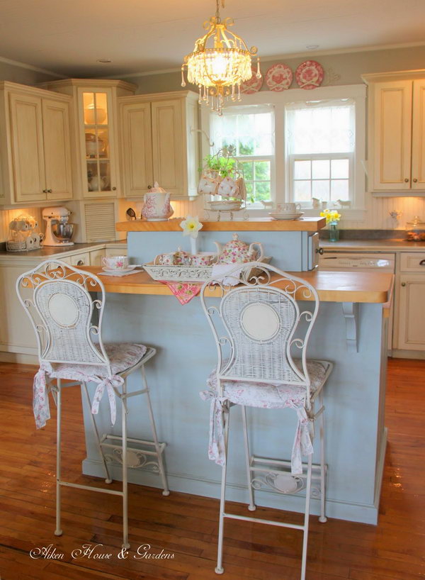 11 Kitchen Island Ideas 