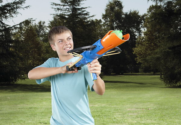 10 Awesome Water Balloon Launchers For Summer Fun Hative