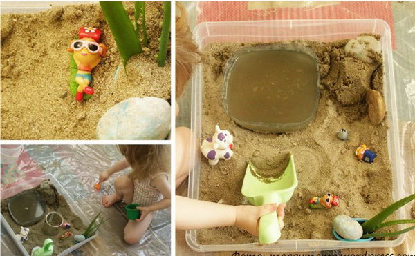  Water and sand game. Fill the box with cotton balls and can, colored pom-poms, shavings, straw, pine needles, pine cones, pebbles and let the baby  simply pour the sand into the water. 