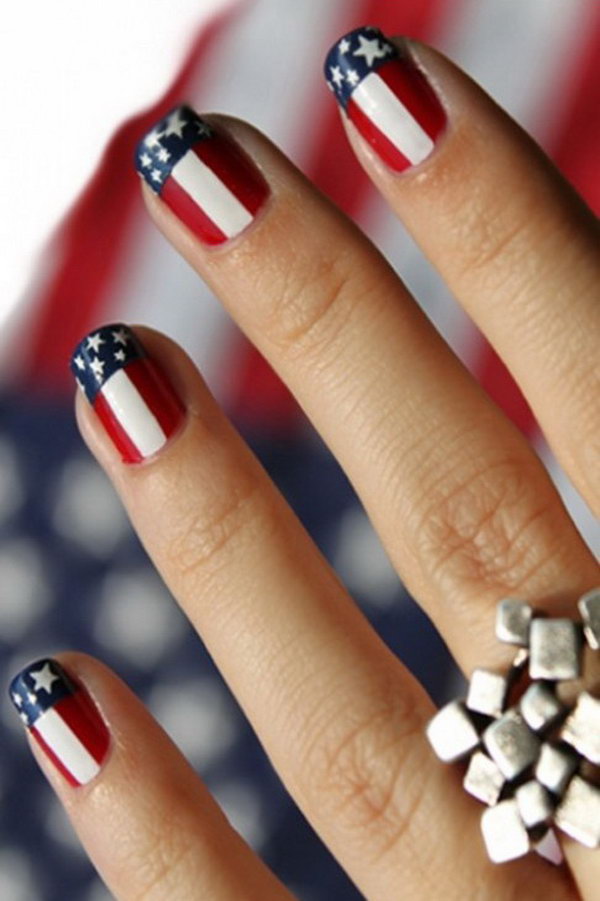 30+ American Flag Inspired Stripes and Stars Nail Ideas & Tutorials