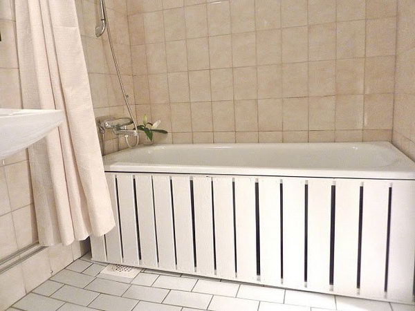 The Glorious Bathtub Front Panel.