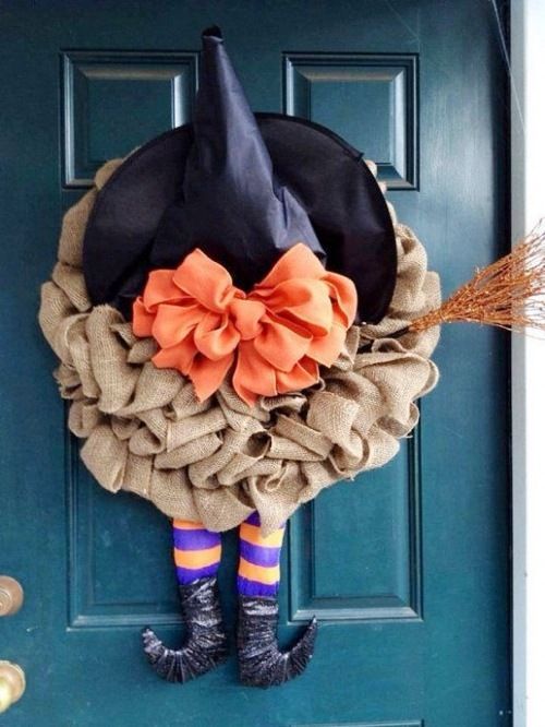 Cute DIY Witch Wreath Tutorials & Ideas For Halloween - Hative