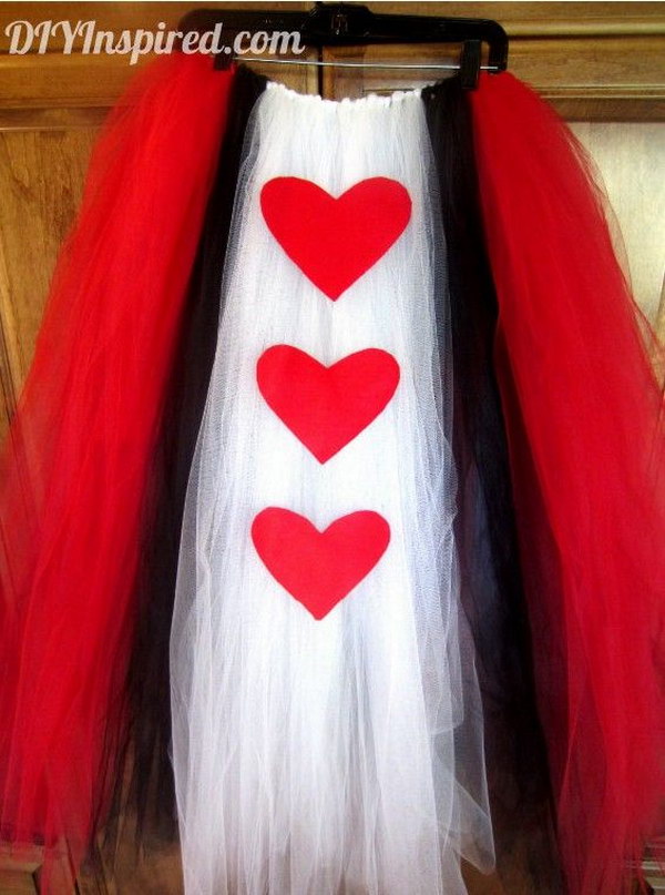 25+ Queen of Hearts Costume Ideas and DIY Tutorials - Hative