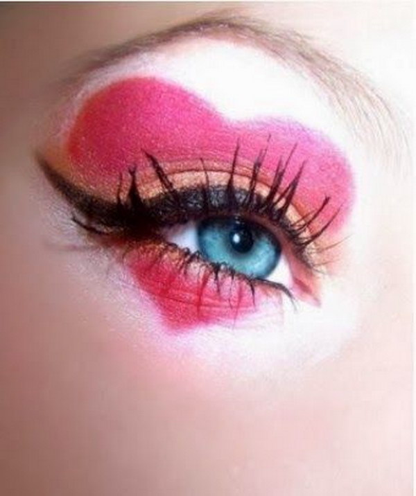 queen of hearts eye makeup