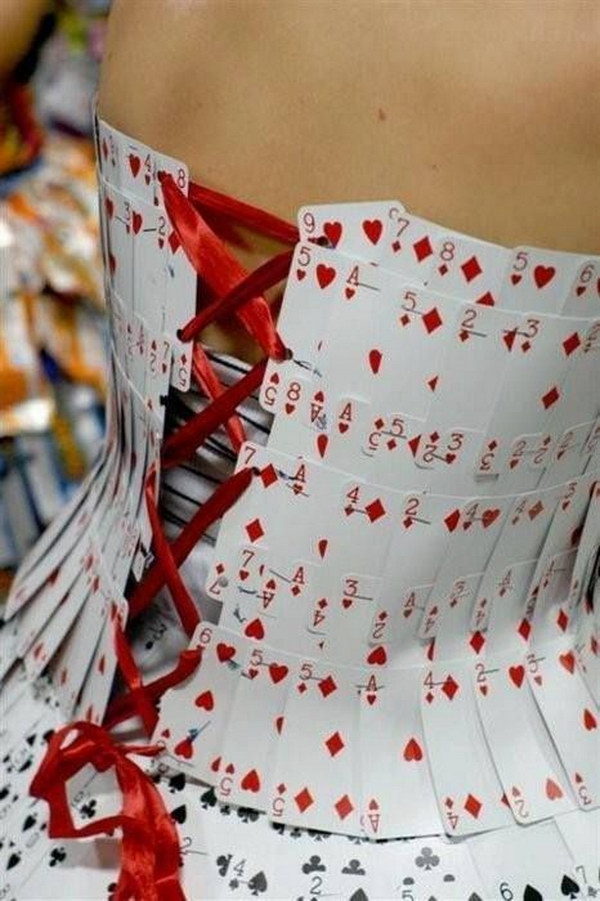 queen of hearts cards costume