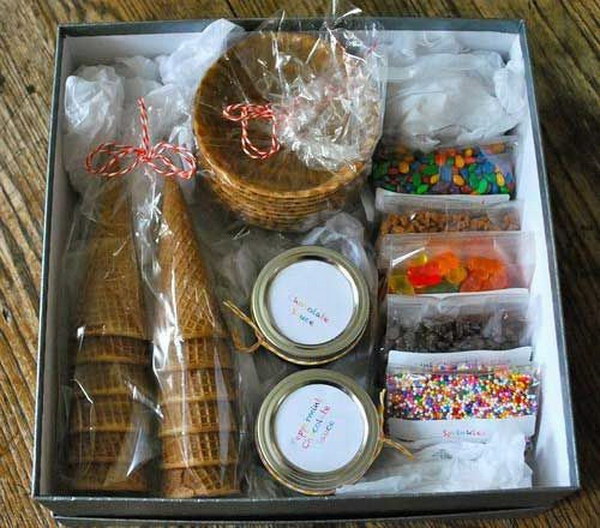 35+ Creative DIY Gift Basket Ideas for This Holiday - Hative