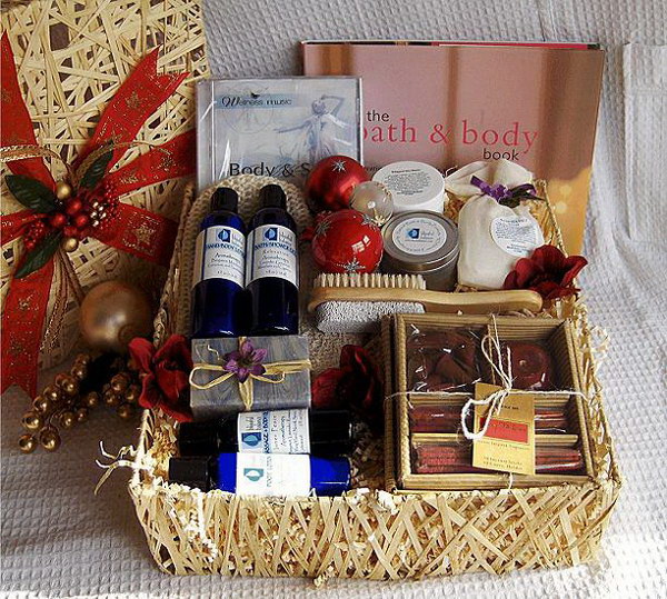 Bath Gift Basket. 