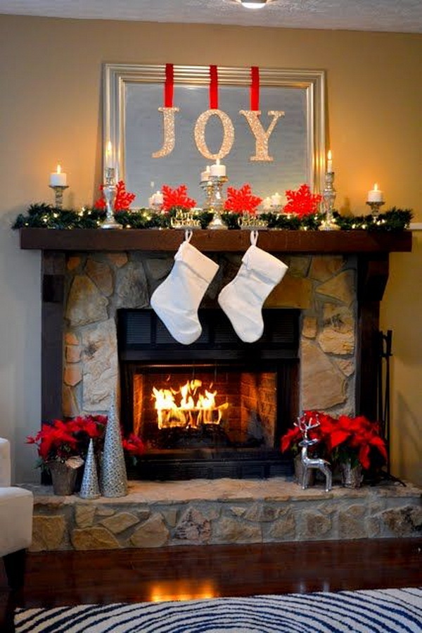 25+ Christmas Mantel Decoration Ideas & Tutorials 2023