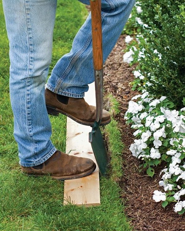 35+ creative garden hacks & tips that every gardener