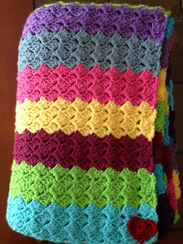 Cool & Easy Crochet Blankets With Lots of Tutorials and Patterns 2023