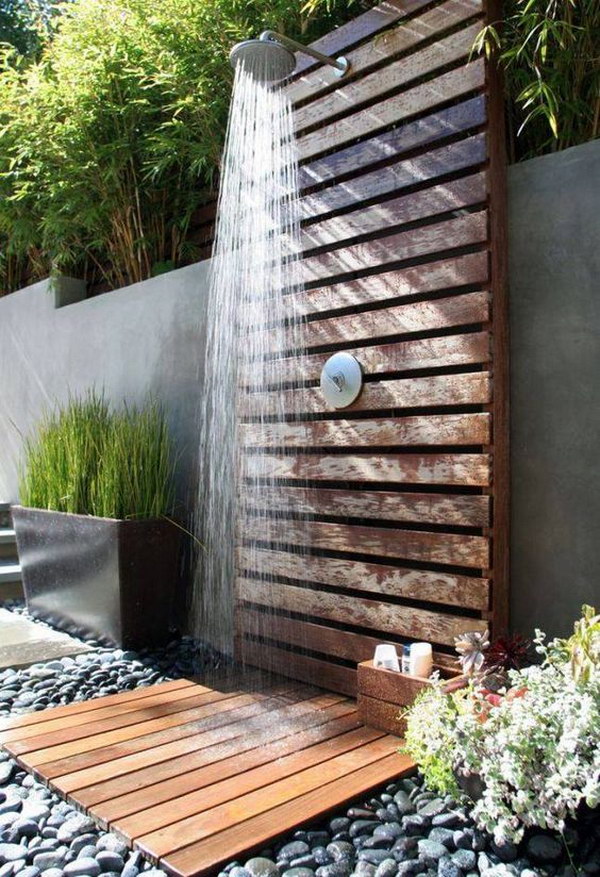 Great Outdoor Shower Ideas for Refreshing Summer Time - Hative