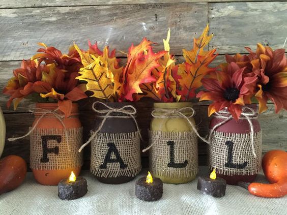 Burlap Mason Jar Decoration. 