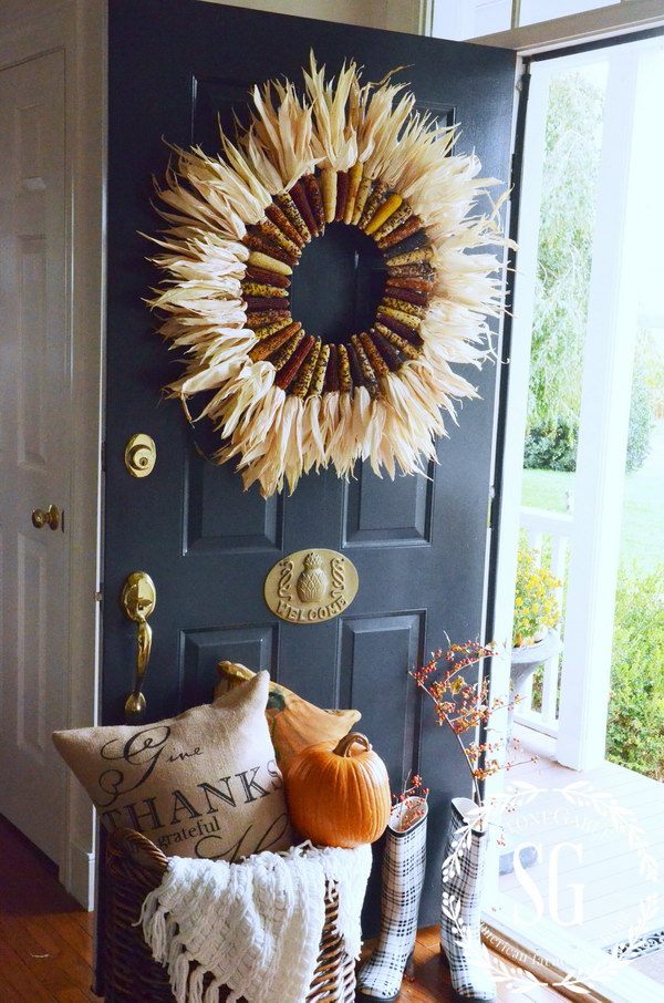 20 Awesome DIY Fall Door Decorations Hative