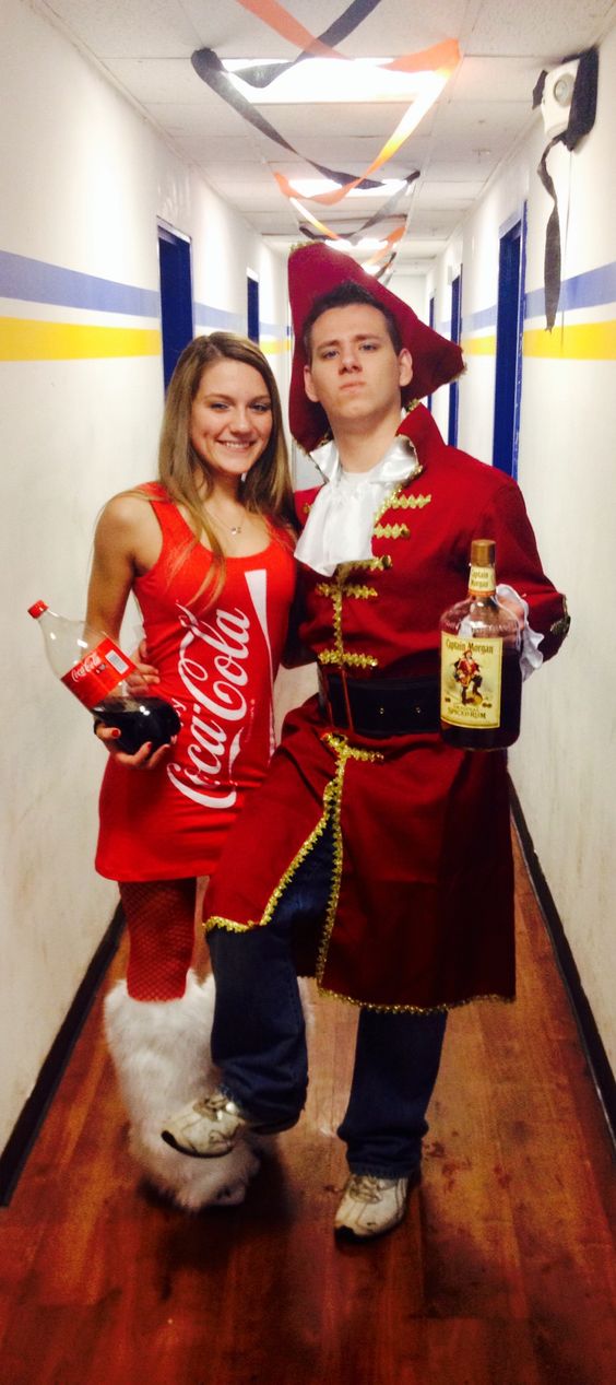 60 Cool Couple Costume Ideas 2023