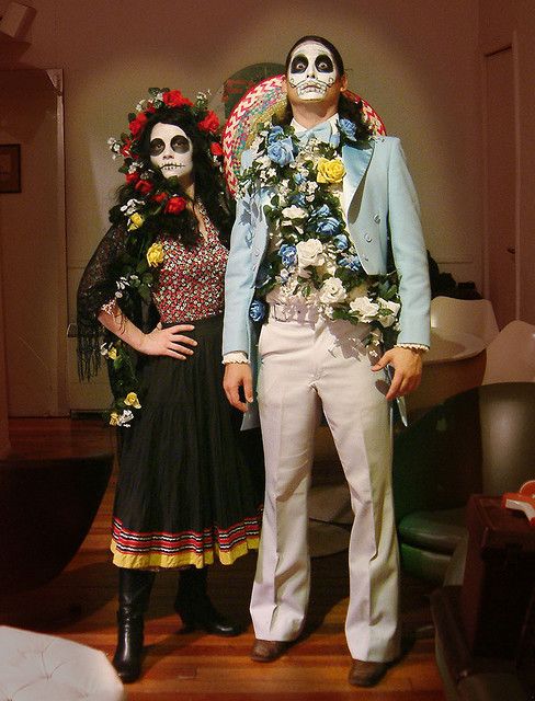 60+ Cool Couple Costume Ideas 2023