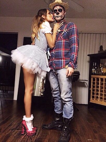 60+ Cool Couple Costume Ideas - Hative