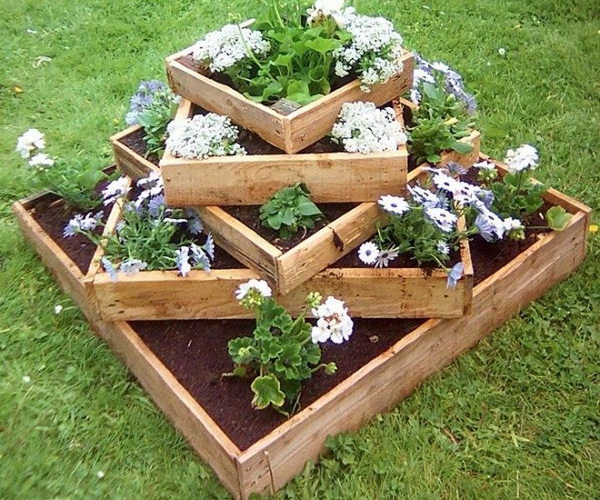 15 DIY Garden Planter Ideas Using Wood Pallets - Hative